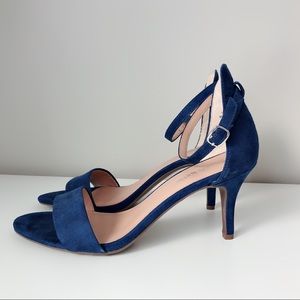 Kelly & Katie blue suede sandal heels